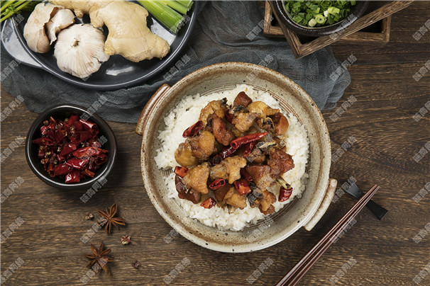 辣子雞蓋飯